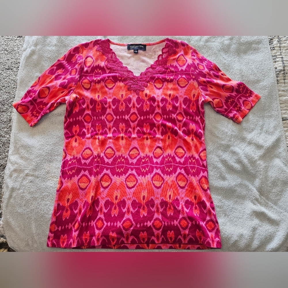 Jones New York Signature Ikat Print Tunic Top Medium Pink Orange Lace Neck